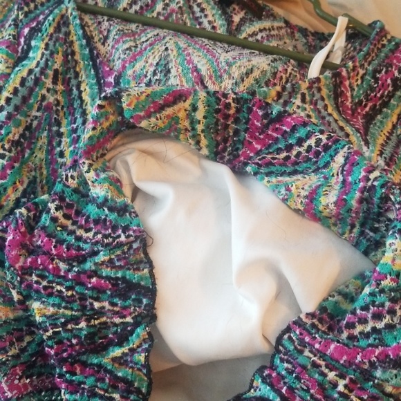 Colorful Knit Top - Picture 4 of 6